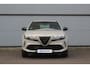 Alfa Romeo Junior 1.2 Turbo Hybrid Ibrida | Adaptive Cruise | Carplay | LED | LMV | Keyless | Climate Controle | PDC | | Adaptive Cruise | Carplay | LED | LMV | Keyless | Climate Controle | PDC |