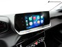 Peugeot 208 1.2 PureTech Active Pack Sport (APPLE CARPLAY,LED,SPORTSTOELEN,CLIMATE,CRUISE,PARKEERSENSOREN,LM- VELGEN,TOPCONDITIE)