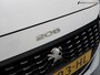 Peugeot 208 1.2 PureTech Active Pack Luxe (APPLE CARPLAY,LED,SPORTSTOELEN,CLIMATE,CRUISE,PARKEERSENSOREN,LM- VELGEN,TOPCONDITIE)