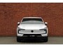 Volvo EX30 Single Motor Extended Range Plus 69 kWh | Verwarmbare voorstoelen en stuurwiel | Adaptieve cruise control | Keyless | Warmtepomp | Apple carplay/Android auto | 19 inch Lichtmetalen velgen