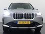 BMW X1 xDrive25e PHEV 245pk AUT-7 Leer Trekhaak Adap.Cruise Camera Navi Dual-Ecc ParkAssist Pdc Apple Carplay Android SOH 97% Hybride Lmv Elek.Achterklep Connect Drive Isofix DAB Led Regen-Lichtsensor Lane Assist Wifi AWD 1.700KG Trekgewicht 1e Eigenaar Dealeronderhouden Origineel Nederlandse Auto