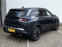 Peugeot 5008 Allure | 360° Vision & Drive Assist Pack | 3de rij: neerklapbare zittingen met Easy access naar derde zitrij | 6 airbags (adaptieve front-, zij- en window-airbags)