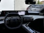 Peugeot 5008 Allure | 360° Vision & Drive Assist Pack | 3de rij: neerklapbare zittingen met Easy access naar derde zitrij | 6 airbags (adaptieve front-, zij- en window-airbags)