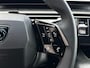 Peugeot 5008 Allure | 360° Vision & Drive Assist Pack | 3de rij: neerklapbare zittingen met Easy access naar derde zitrij | 6 airbags (adaptieve front-, zij- en window-airbags)