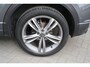 Volkswagen T-Roc 1.5 TSI Sport Business R-LINE - VIRTUAL COCKPIT - NAVIGATIE - PDC - CAMERA