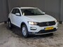 Volkswagen T-Roc 1.0 TSI 110 pk Style | Trekhaak | Apple Carplay | Parkeersensoren | Airco | Cruise control Adaptief |
