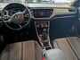 Volkswagen T-Roc 1.0 TSI 110 pk Style | Trekhaak | Apple Carplay | Parkeersensoren | Airco | Cruise control Adaptief |
