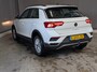 Volkswagen T-Roc 1.0 TSI 110 pk Style | Trekhaak | Apple Carplay | Parkeersensoren | Airco | Cruise control Adaptief |