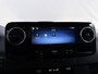 Mercedes-Benz Sprinter 317 CDI | AUT. | L2 H2 | PRO | ACHTERUITRIJCAMERA | CRUISE CONTROL | BETIMMERDE LAADRUIMTE | DIEP ZWART | 3-ZITS | LICHT -/ REGEN SENSOR | CARPLAY | ANDROID AUTO | CERTIFIED