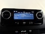 Mercedes-Benz Sprinter 317 CDI | AUT. | L2 H2 | PRO | ACHTERUITRIJCAMERA | CRUISE CONTROL | BETIMMERDE LAADRUIMTE | DIEP ZWART | 3-ZITS | LICHT -/ REGEN SENSOR | CARPLAY | ANDROID AUTO | CERTIFIED