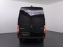Mercedes-Benz Sprinter 317 CDI | AUT. | L2 H2 | PRO | ACHTERUITRIJCAMERA | CRUISE CONTROL | BETIMMERDE LAADRUIMTE | DIEP ZWART | 3-ZITS | LICHT -/ REGEN SENSOR | CARPLAY | ANDROID AUTO | CERTIFIED