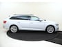 Skoda Superb Combi 1.4 TSI iV Business Edition | SoH 100% | Standkachel | Adaptieve demping | Stoel- en stuurwielverwarming | Navigatie | Cruise control | Elektrisch inklapbare buitenspiegels | CarPlay |