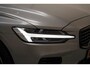 Volvo V60 T8 Twin Engine AWD R-Design Aut [ Trekhaak Half-leder Stoelverwarming Navi ]