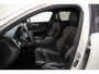 Volvo V60 T8 Twin Engine AWD R-Design Aut [ Trekhaak Half-leder Stoelverwarming Navi ]