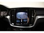 Volvo V60 T8 Twin Engine AWD R-Design Aut [ Trekhaak Half-leder Stoelverwarming Navi ]