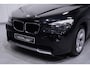 BMW X1 sDrive18d Executive panodak PDC v+a 18"inch lmv 4+seizoenen-banden dakrails stoelverwarming stuurbediening bekerhouder electrisch-pakket
