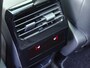 Peugeot E-3008 Launch Edition 325 Dual Motor 73 kWh | Achterstoelen verwarmd | Achteruitrijcamera | Apple Carplay/Android Auto|telefoonintegratie premium