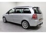 Opel Zafira 2.2 Executive 7 persoons | automaat | trekhaak | dealer onderhouden | navi fullmap | climate control | pdc v/a | bluetooth telefoon | cruise control
