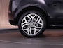 Land Rover Range Rover Evoque 2.0 P300 AWD R-Dynamic SE |R-Dynamic|panoramadak|Meridian|memory|360 camera|Apple Carplay|stoel & stuurverwarming|sfeerverlichting|20" lichtmetalen velgen|