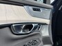 Volvo XC90 2.0 T8 Plug-in hybrid AWD Ultra Dark | Facelift | Luchtvering | Bowers & Wilkins | Stoelmassage, ventilatie en verwarming | 360 Camera | Leder bekleed dashboard | Gelaagde zijruiten | Trekhaak