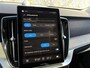 Volvo XC90 2.0 T8 Plug-in hybrid AWD Ultra Dark | Facelift | Luchtvering | Bowers & Wilkins | Stoelmassage, ventilatie en verwarming | 360 Camera | Leder bekleed dashboard | Gelaagde zijruiten | Trekhaak