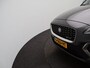 Jaguar E-Pace 1.5 P300e AWD R-Dynamic S | Trekhaak elektrisch uitklapbaar | Elektrisch verstelb. bestuurdersstoel met geheugen |