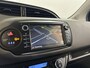Toyota Yaris 1.5 - 100PK Hybrid Dynamic Automaat | Navi | Camera | Lichtmetalen Velgen | Climate Control | Cruise Control | Licht & Regen Sensor | Lane Departure Warning |