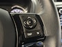 Toyota Yaris 1.5 - 100PK Hybrid Dynamic Automaat | Navi | Camera | Lichtmetalen Velgen | Climate Control | Cruise Control | Licht & Regen Sensor | Lane Departure Warning |