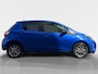 Toyota Yaris 1.5 - 100PK Hybrid Dynamic Automaat | Navi | Camera | Lichtmetalen Velgen | Climate Control | Cruise Control | Licht & Regen Sensor | Lane Departure Warning |