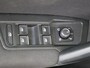 Volkswagen Tiguan 1.4 TSI eHybrid Life | SoH 89% | Trekhaak | Parkeerassistent | Stoel- en stuurwielverwarming | Adaptieve cruise control | Achteruitrijcamera | 3-zone airco | Dodehoek detectie |