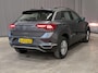 Volkswagen T-Roc 1.0 TSI 110 pk Style | Achteruitrij camera | Navigatie | Apple Carplay | Parkeersensoren | Climatronic | Cruise control Adaptief |