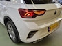 Volkswagen T-Roc 1.0 TSI R-Line -110pk- Sport Pakket | Camera | Navi | Rijklaarprijs incl. 1 jaar Bovag garantie