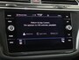 Volkswagen Tiguan 1.4 TSI eHybrid Life Business | SoH 96% | Navigatie | Keyless | Adaptieve Cruise control | Dodehoek detectie | CarPlay | Achteruitrij camera |