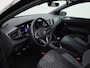 Volkswagen Polo 1.0TSI/95PK R-Line · Navigatie · Parkeersensoren · Apple/Android Car Play · Garantie t/m 12-07-2026 of 100.000km.