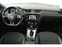 Skoda Octavia Combi 1.5 TSI Greentech Business Edition (STOELVERWARMING, AUTOMAAT, NAVIGATIE, CARPLAY, CRUISE, PARKEERSENSOREN)