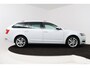 Skoda Octavia Combi 1.5 TSI Greentech Business Edition (STOELVERWARMING, AUTOMAAT, NAVIGATIE, CARPLAY, CRUISE, PARKEERSENSOREN)