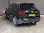 Volkswagen Tiguan 1.5 TSI 150 pk ACT Comfortline Business | Achterbank in delen neerklapbaar | Achterklep elektrisch bedienbaar | Airco (automatisch)