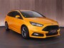 Ford Focus Wagon ST-2 2.0 250pk |Sony|cruise control|Sync 3|bi-xenon|blind spot|parkeer camera|bluetooth|stoeleverwarming|stuurverwarming|DAB|18" lichtmetalen velgen|