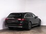Mercedes-Benz E-klasse Estate 300 e Exclusive Line Panoramadak / Rijassistentiepakket / Trekhaak / Nappaleder / Superscreen / Stuurverwarming