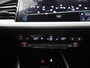 Audi Q4 e-tron 45 Edition 82 kWh l Cruise control l Climate control l Navigatie l Warmtepomp l Stoelverwarming l Comfortsleutel l Parkeersensoren l Apple Carplay / Android Auto l Privacy glas l Audi virtual cockpit l Audi sound system