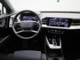 Audi Q4 e-tron 45 Edition 82 kWh l Cruise control l Climate control l Navigatie l Warmtepomp l Stoelverwarming l Comfortsleutel l Parkeersensoren l Apple Carplay / Android Auto l Privacy glas l Audi virtual cockpit l Audi sound system