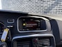 Volvo V40 1.5 T3 Polar+ Sport | Panoramadak | Achteruitrijcamera | Navigatie | Premium Audio | Parkeersensoren | Keyless Entry | Stoelverwarming | Sportstoelen | LED Koplampen