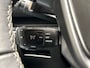 Peugeot 3008 1.6 HYbrid 225 Allure Sport 225Pk Automaat (APPLE CARPLAY, GROOT NAVI, LEDER, 360 CAMERA, SPORTSTOELEN, GETINT GLAS, CRUISE, LANE ASSIST, NIEUWSTAAT)