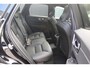 Volvo XC60 2.0 T6 Plug-in hybrid AWD Ultra Black Edition | 2 jaar fabrieks garantie | NIEUW! | Massage stoelen | Stoel verwarming voor & achter | Elektrisch verstelbare voor stoelen met geheugen | Stuurverwarming | Bowers & Wilkins | 360° camera | Apple Carplay/Android Auto | Schuif/kanteldak| Dealer prijs € 88.889,- bij ons €74.950,- |