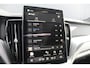 Volvo XC60 2.0 T6 Plug-in hybrid AWD Ultra Black Edition | 2 jaar fabrieks garantie | NIEUW! | Massage stoelen | Stoel verwarming voor & achter | Elektrisch verstelbare voor stoelen met geheugen | Stuurverwarming | Bowers & Wilkins | 360° camera | Apple Carplay/Android Auto | Schuif/kanteldak| Dealer prijs € 88.889,- bij ons €74.950,- |