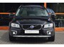 Volvo XC70 T5 FWD Summum | Dealer Onderhouden | Panoramadak | Automaat | Stoelverwarming | Rondom Parkeersensoren |