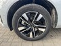 Volvo XC60 T6 Plug-in hybrid AWD Plus Dark | 360 Graden Camera | Trekhaak | Panoramadak | Apple Carplay | Stoel- en Stuurverwarming |