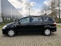 Toyota Avensis Verso 2.0i Linea Luna 6p. - airco - cruise control