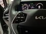 Kia Niro EV Air 64.8 kWh Stoel en Stuur verwarming, Apple Carplay/Android Auto, Navigatie, Camera.
