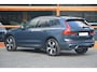 Volvo XC60 T6 Hybride AWD Plus Dark | Geventileerde stoelen | Panoramadak | Trekhaak | Stoel + Stuur Verwarmd | Adaptive Cruise |